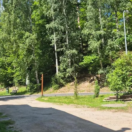 Aleklimat - Wsrod Zieleni - Obok Wyjscia Na Szlak Апартаменты